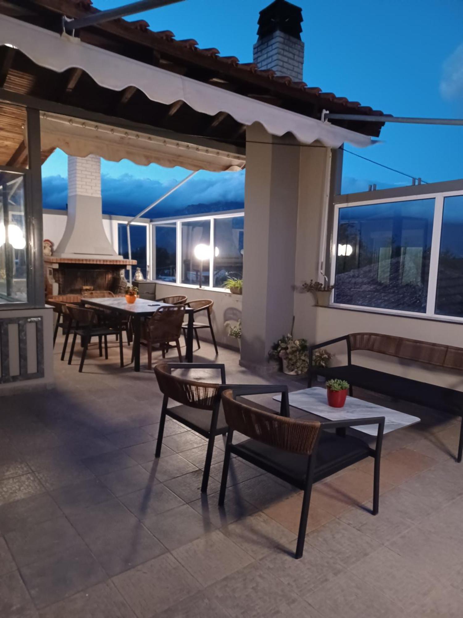 Marvic House Villa Exaplatanos Exterior photo